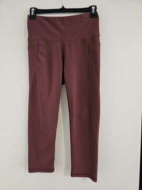 Old Navy Women's Maroon Leggings with Side Pockets